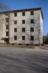 leerstehendes Mietshaus