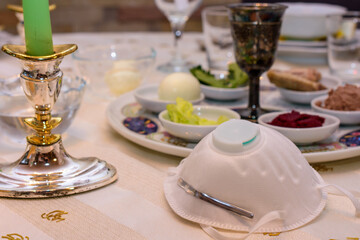 Small Jewish Passover Seder dinner in the Covid-19 Corona era