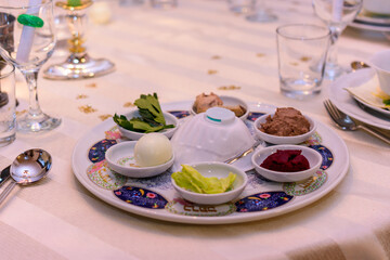 Small Jewish Passover Seder dinner in the Covid-19 Corona era