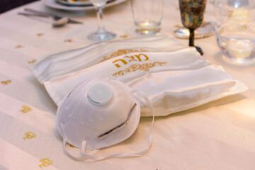 Small Jewish Passover Seder dinner in the Covid-19 Corona era