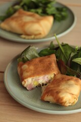crêpes fourrées au jambon, poireau et comté