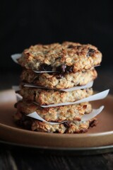 cookie aux flocons d'avoine, noix de coco et pépites de chocolat