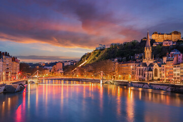 Fototapeta na wymiar View of Saone river in Lyon city at evening
