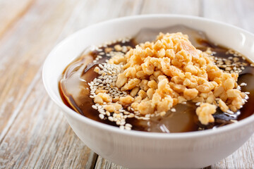 A view of a bowl of Sichuan cold milk pudding.