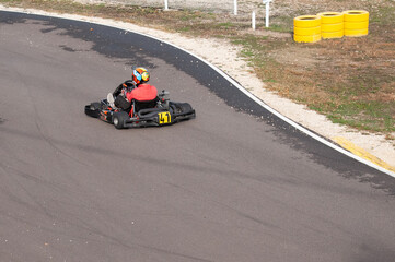 Obraz premium Kart, karting sur circuit 