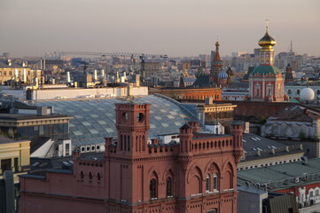 Fototapeta na wymiar View of the roofs in the center of Moscow during sunset