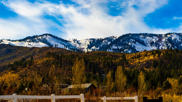 Vibrant Sierra Nevada Mountains