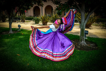 Ballet Folklorico Dance Masked Covid Style