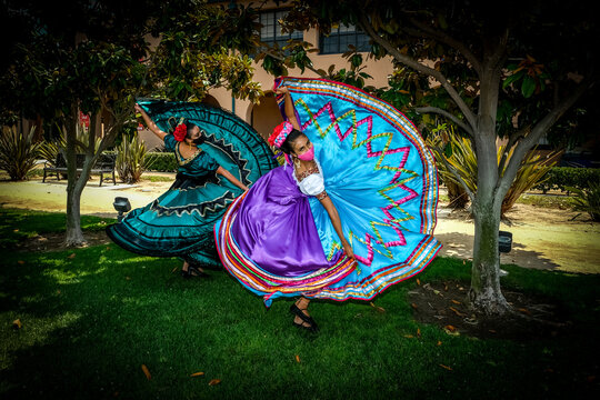Ballet Folklorico Covid Style Masked