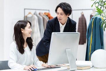 Obraz premium アパレル会社で働く人々