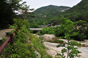 Fototapeta na wymiar Mureung Valley in Donghae City, Korea