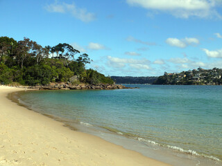 Fototapeta na wymiar A view at Clontarf Beach in Sydney Harbour, Australia