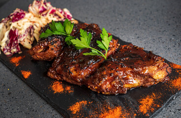 grilled ribs with fresh salad