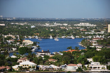 Fototapeta na wymiar Skyline von Fort Lauderdale am Atlantik, Florida