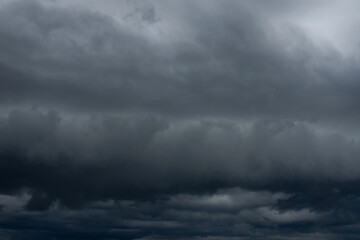 Fototapeta na wymiar Dark rain storm clouds before heavy rain.