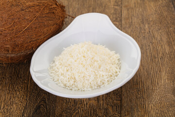 Coconut shredded chip with nut