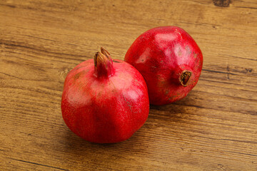 Fresh ripe and sweet pomegranet fruit
