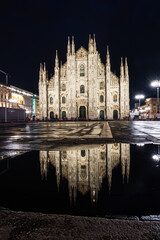 Fototapeta na wymiar Duomo di Milano Cathedral in Duomo Square. Milano, Italy.