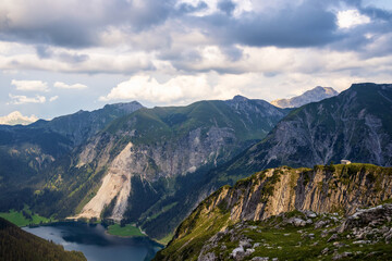 Naklejka premium Majestic Lakes - Vilsalpsee / Traualpsee