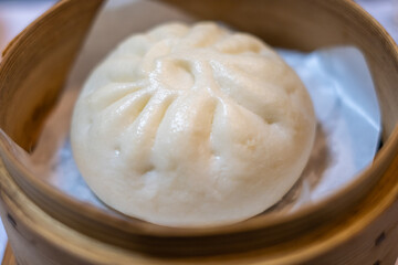 肉まん