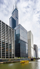Obraz premium Chicago City riverside view in USA