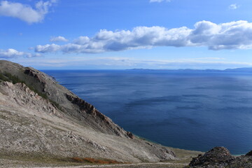 Fototapeta na wymiar mountains on Baikal