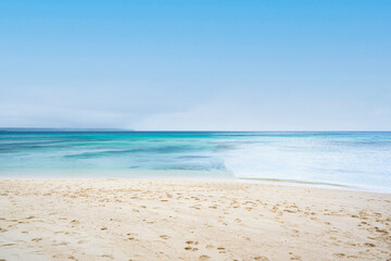 Fototapeta na wymiar 美しい南国のビーチ