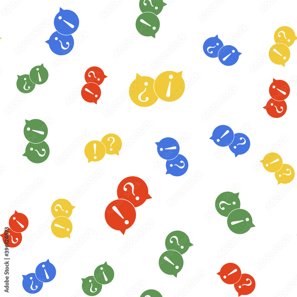 Poster color speech bubbles with question and exclamation marks icon isolated seamless pattern on white bac