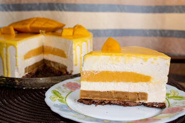 mango mousse cake