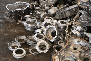 Aluminum engines, gearbox and transmission parts for recycling. Scrap engines parts for recycling.