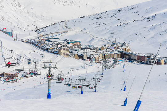 Pas De La Casa, Andorra, Winter  Grandvalaria Ski Area, Andorra, Europe