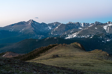 Fototapeta premium Sunrise in Rocky Mountain National Park