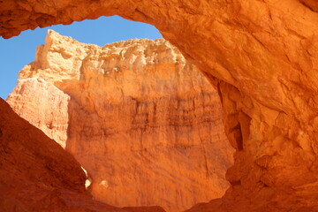 An arch composed of sandstone, Bryce Canyon National Park.