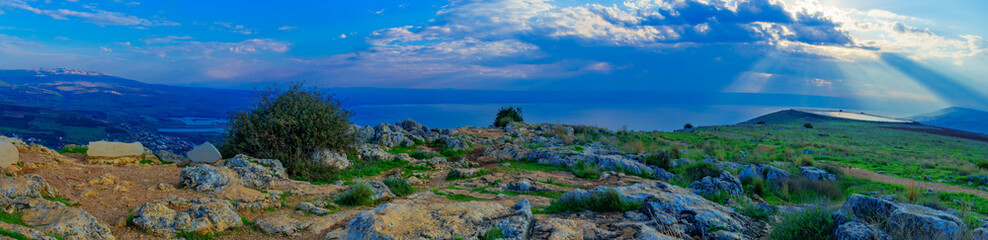 Fototapeta na wymiar Panoramic view of the Sea of Galilee, with Sun beams