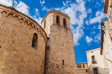 Fototapeta na wymiar Besalu old city buildings blue sky