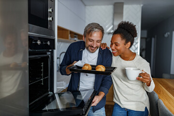 Fototapeta premium Smiling faces, looking happy together.