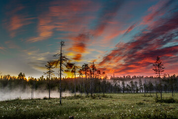 Sonnenaufgang in Finnland, Kajaani, Karelien