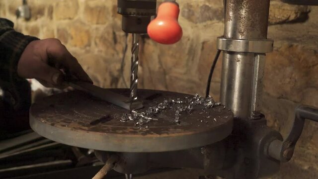 Working with a Pillar Drill, and producing large amounts of drill swarf