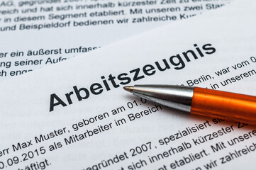Arbeitszeugnis Jobsuche Fachkräftemangel
