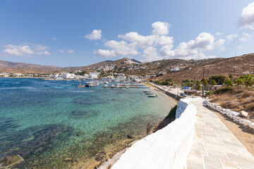Obraz premium Boat moored in the bay. Chora, Ios Island, Greece.