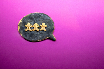 Plätzchen auf pinkem Hintergrund