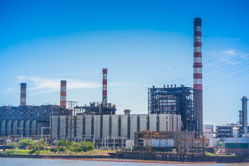 Fototapeta na wymiar Industrial building in the port of Buenos Aires.