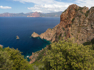 Fototapeta na wymiar Impressive view on the way to capo Rossi with the rocky cliffs