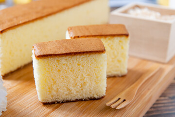 Honey Sponge Cake,  japanese sweets, castella cake,  (Japanese sponge cake)