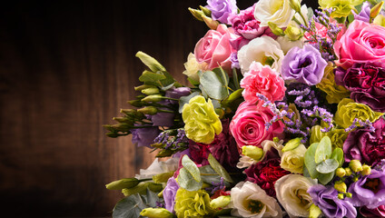 Composition with bouquet of flowers