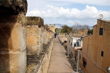 Alcúdia und seine historischen Stadtmauern. Alcúdia, Mallorca, Spanien, Europa
Alcúdia and its...