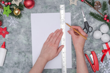Christmas diy craft, making three-dimensional paper decor for decorating a room. Step-by-step...