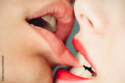 Hot Sexy Lesbians Kiss