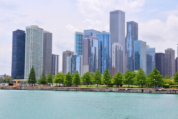 Fototapeta na wymiar Chicago skyline from Lake Michigan