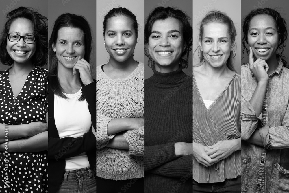 Poster Group of 6 beautiful commercial women laughing